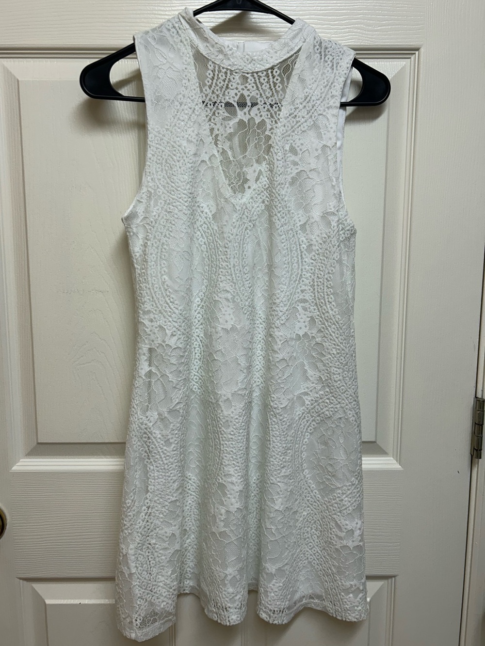 Francesca’s Lace Mini Shift Dress in White